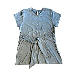 {Bee Unique} Maternity V-neck Faux wrap short Sleeve Top